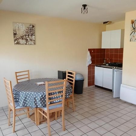 Apartamento Marguerite Massiac Exterior foto