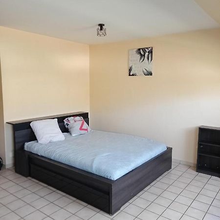 Apartamento Marguerite Massiac Exterior foto