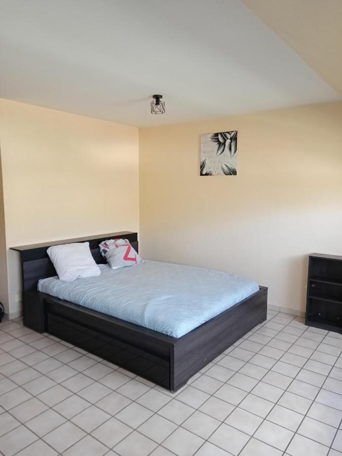 Apartamento Marguerite Massiac Exterior foto