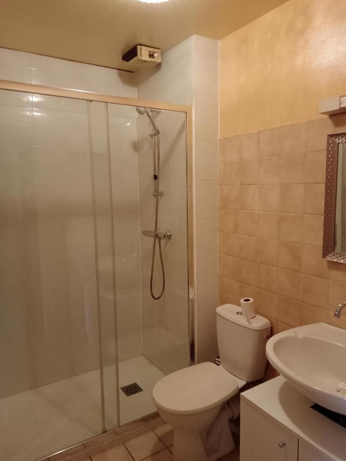 Apartamento Marguerite Massiac Exterior foto